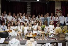 „Hai la șezătoare!”