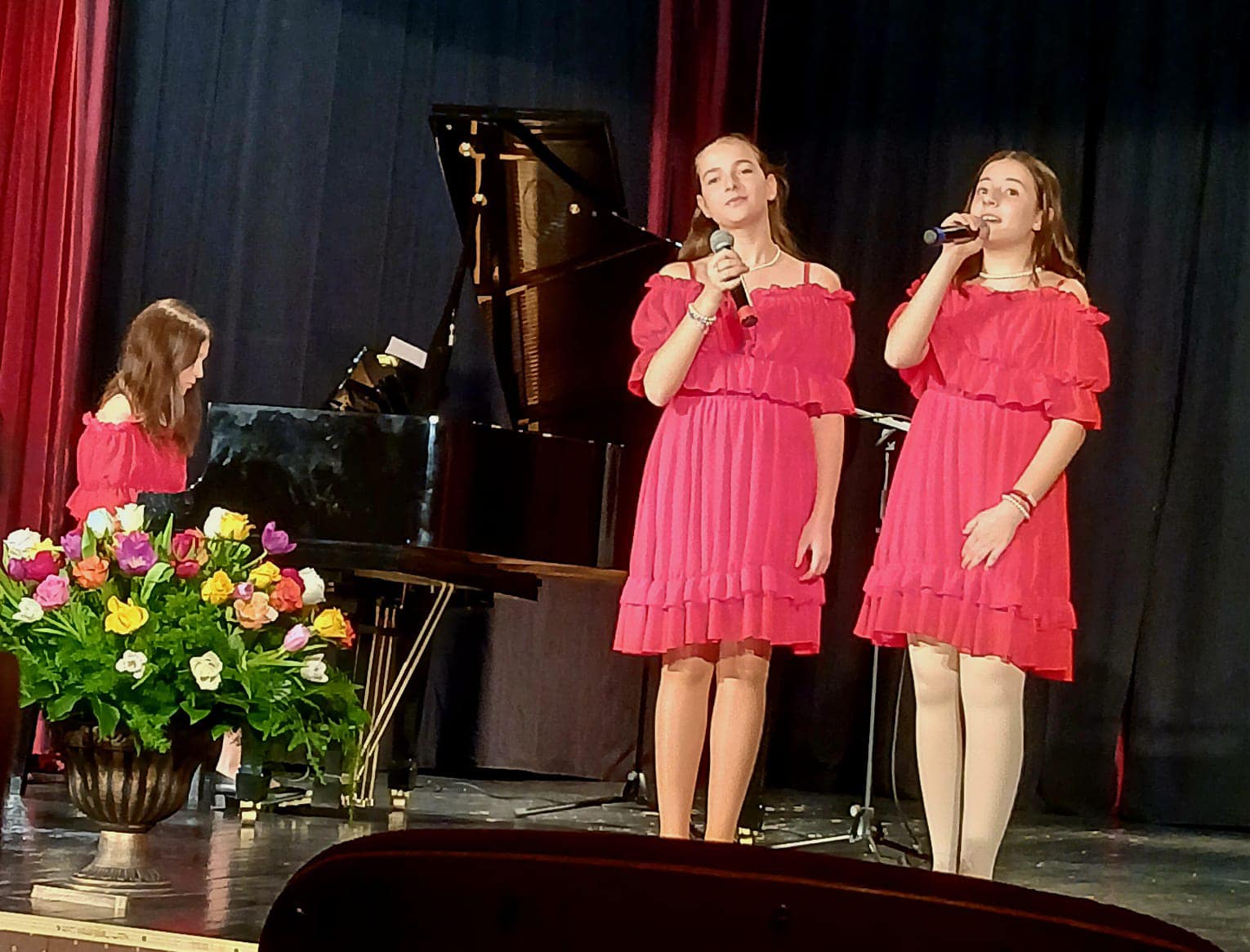 497497479_1255950289869606_6687373346446312043_n