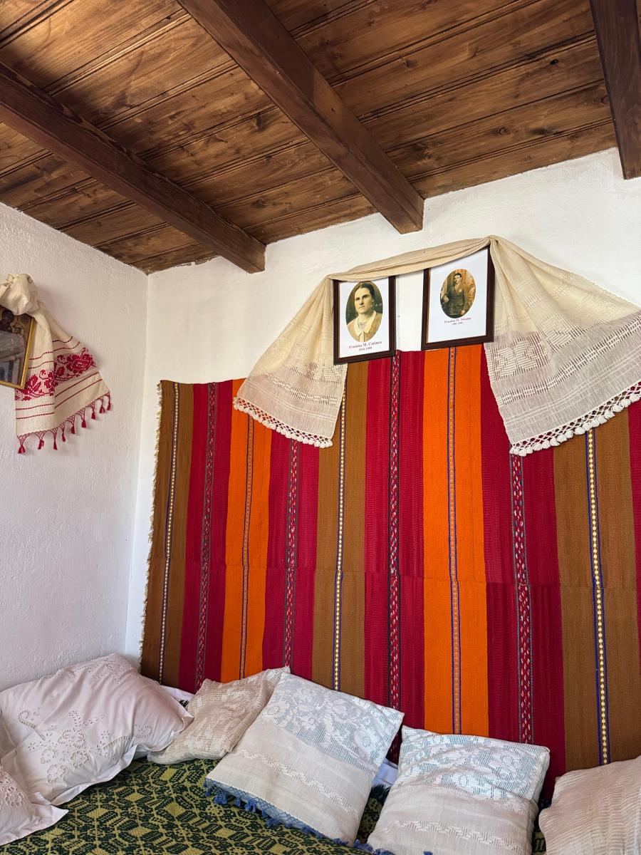 2_(1)_(1)_(1)_(1)_(1)_(1)_(1)_(1)_(1)_(1)