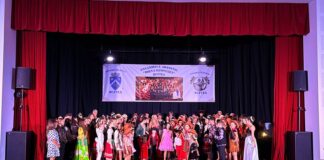 Spectacolul muzical-coregrafic „Călătorind prin lume”